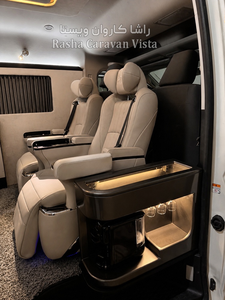 داخل خودرو VIP تویوتا هایس 1404 - تصویر کوچک 7-2
